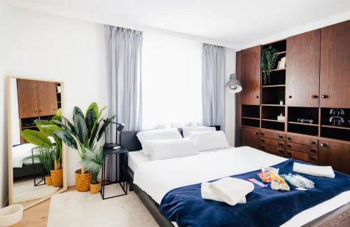 Bahnhofsnahe 9 Zimmer 200QM PS5 für Familien & Firmen - Foto 1