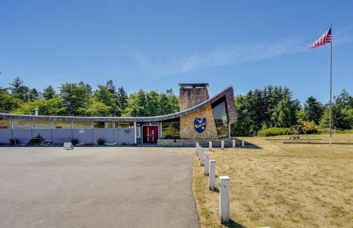 Stunning Home in Coupeville with Deck and Beach Access - Foto 32