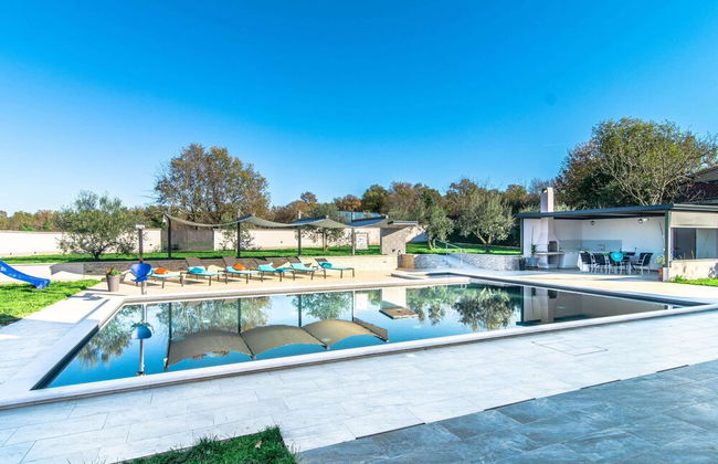 Beautiful Villa in Vrsar With Swimming Pool - Foto 19