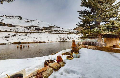 Bucks House - Photo 2