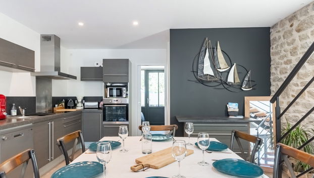 Kitchen / Dining Room