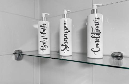 Dashing and Distinctive Dwelling w Rooftop Garden - Foto 7