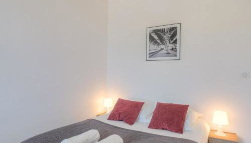 Le Pipet - T2 avec terrasse, vue, à deux pas du théâtre antique - Foto 3, towels