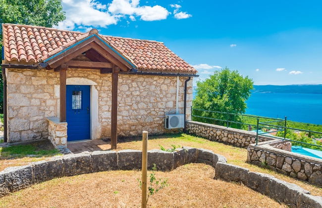 Rural House for 2 With Private Pool, Outdoor Kitchen, Fenced Garden & Sea View - Foto 7