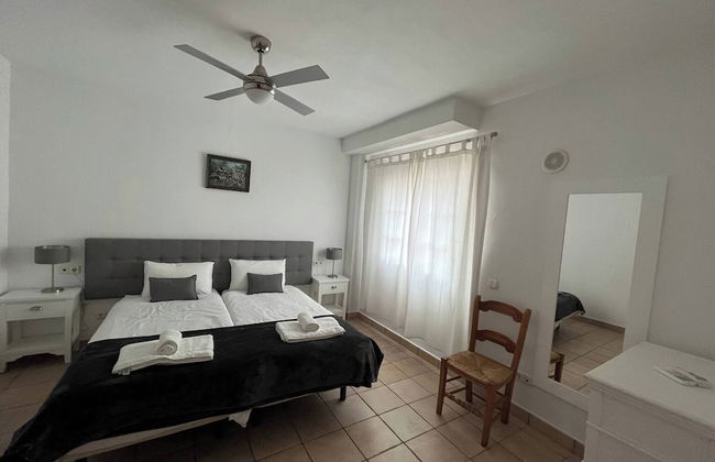 Benahavis Village House Sleeps 8 - Photo 2