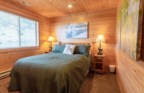 Cozy Henrys Lake Escape - 20 Miles to Yellowstone! - Foto 14