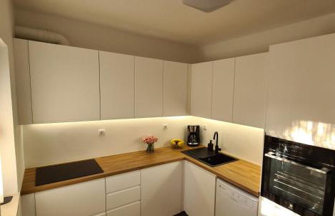 Waterfall House Getaway - Photo 38