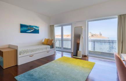 Estoril Oceanview Villa - Photo 26