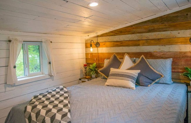 Cozy Cabin Little Red Hen 12 min to Magnolia - Foto 15