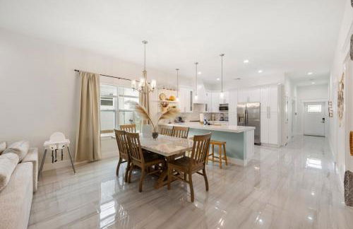 New Build- Mini Golf Course-Heated Saltwater Pool-Game Room - Foto 6