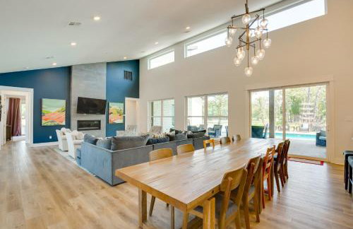 Relax Fireside! Waterfront Malakoff Home with Pool - Foto 1