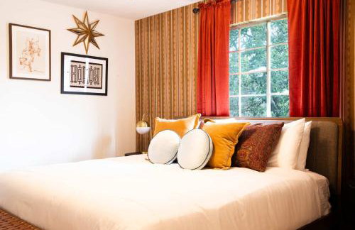 Sparkling Pool Hot Tub Game Room Kids Area - Foto 50