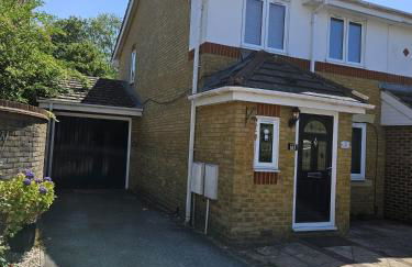 Heathrow Modern House with Parking & Fast WiFi - Foto 69