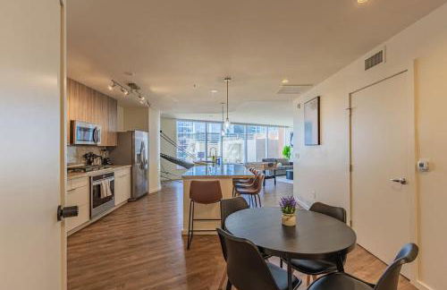 Sky Terrace DT HighRise, Gym, Pool, Parking, W-D,Golf - Photo 25