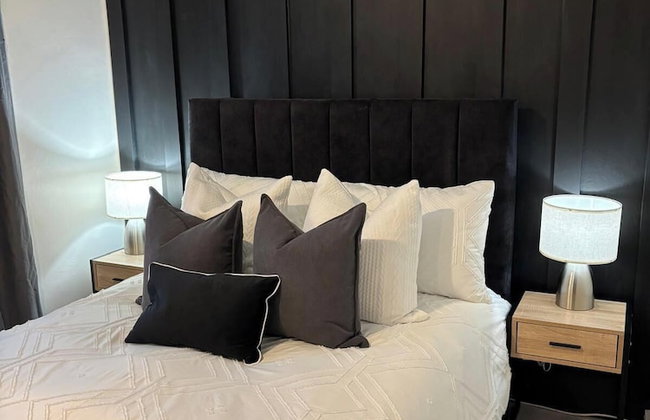 Stylish and Cosy 1 bed Apartment East London - Photo 2