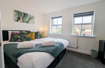 Elegant & Serene 3-BR Retreat Minutes from Heathrow Airport-London- Slough central-Legoland-Ascot-Windsor for Contractors-Families-Relocators-Businesses - Foto 28