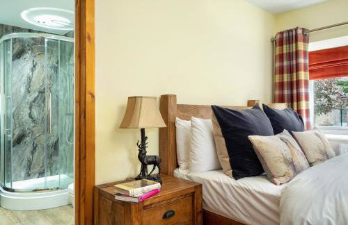 The Eagle's Nest - large house with hot tub and sauna - Foto 32