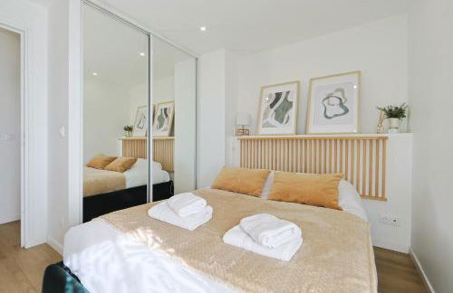 Vue mer sublime, terrasse ensoleillée et parking - Photo 6