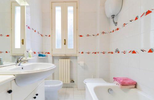 Intera casa ad uso esclusivo con 3 camere 2 bagni giardino wifi parcheggio lavatrice microonde barbecue macchina caffè - Foto 17