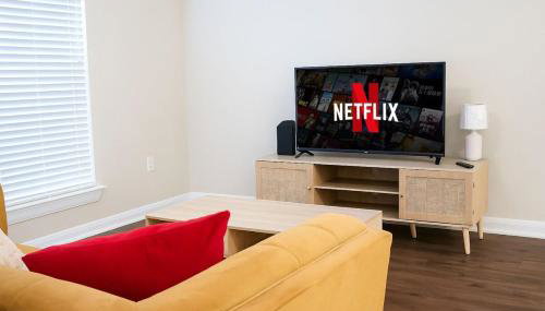 Majestic 2BR home in Houston with BBQ, Gym& Pool - Foto 2