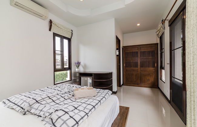 4 Bedroom Private Bali Style Villa HH1 - Photo 18