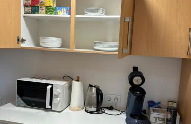 One room apartment in a quiet Location air conditioning - Foto 5