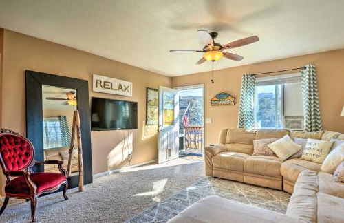 Cottage with Fire Pit and Deck on The Klamath River! - Foto 3