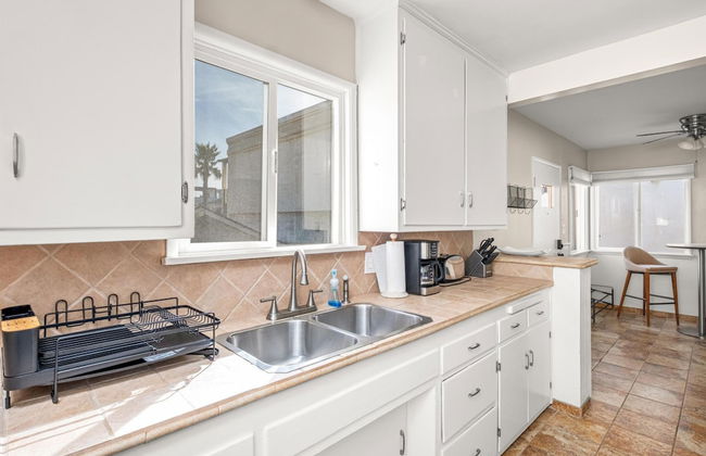 Beachside Apt With Laundry AC Patio - Foto 15