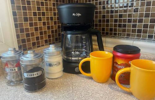 The Pearl-Lovely Victorian Home with Bed and Breakfast Energy - Foto 33