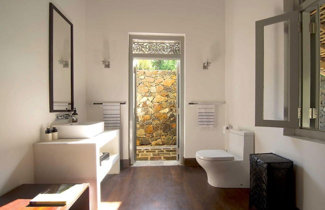 Dutch Colonial Period Villa In Contemporary Style - Foto 25