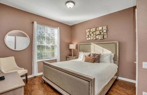 Newly Updated Condo w Scenic Resort View - Foto 14