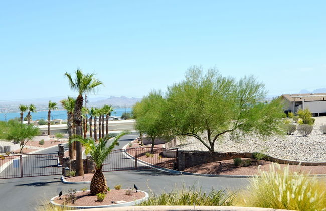 Gorgeous 3BD Havasu Home with Lake View - Foto 22