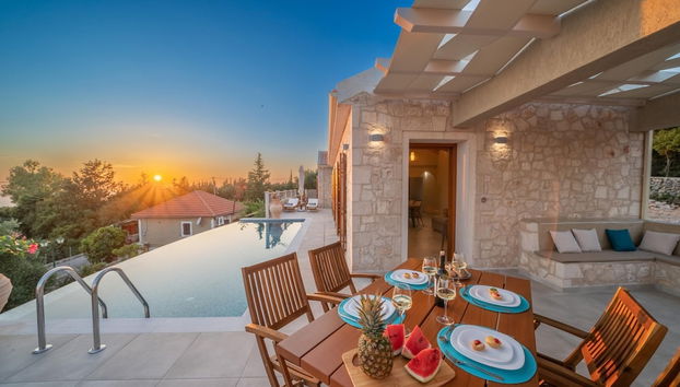 Pithari Sunset Villa - Foto 4, Habitación