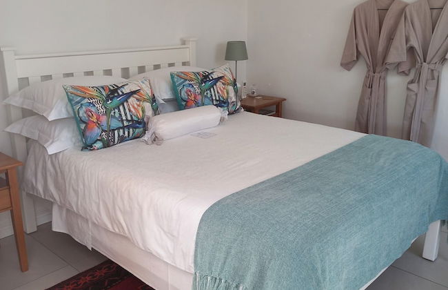 Bleu Cobalt Cottage - Photo 5