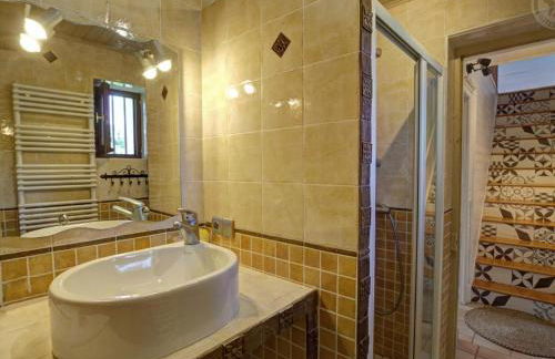 Deux gîtes confortables avec cheminée et piscine commune, animaux admis, pour 13 personnes - FR-1-496-140 - Foto 31