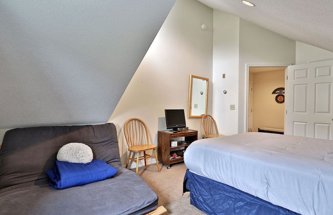 Pico Mountain Condo E306 2 Bedroom Condo - Photo 8