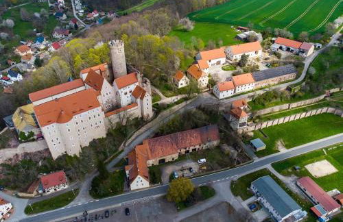 24 Personen Ferienhaus Burgscheune Gnandstein - Foto 8