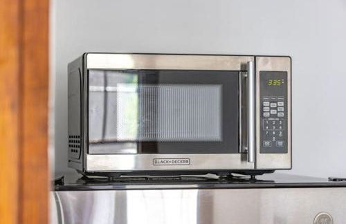 Studio Sleeps 4 - Next to 3 Breweries! - Foto 5