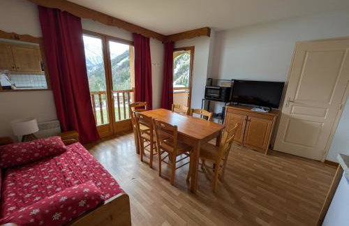 Appartement 3 pieces 6 personnes, 2 chambres, wifi fibre gratuit, piscine l'été et au pied des pistes l'hiver - Foto 38