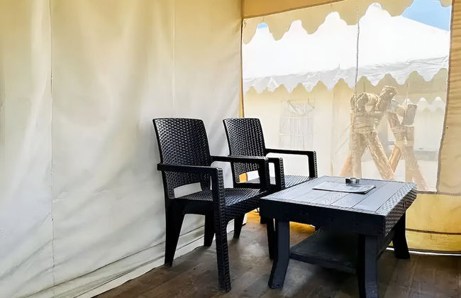 Hollywood Camps and Restaurant Bir - Foto 4