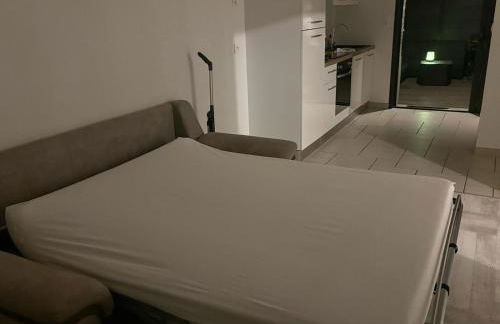 Appart'hotel61 OFFRE D'OUVERTURE Au pied de tous commerces & commodités ainsi que marché mercredi & samedi - Foto 42