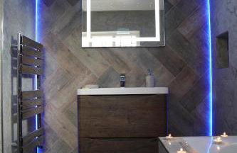 2 Bed Flat - Sleeps 4 - Jacuzzi Bath - Parking - Photo 19