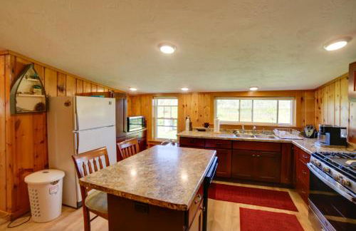 600 of Green Bay Frontage and Dock Cozy Cottage - Foto 12