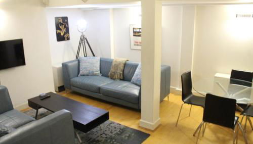 Central 2-Bed, 2-Bath Sanctuary near Holborn Station, Covent Garden & West End - Foto 3
