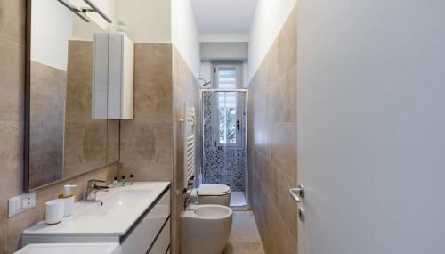 [Linate Airport] Elegant Suite,Tram 1 minute away - Foto 3, towels, Shower