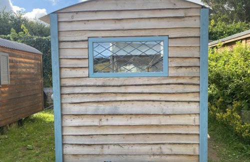 Modern Shepherd's Hut at St Anne's - Foto 4