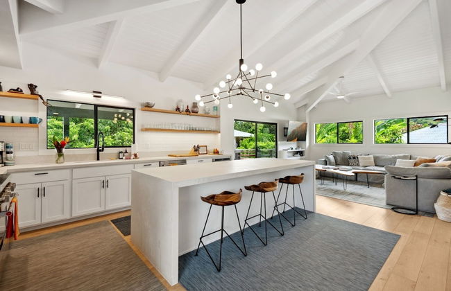 Hale Hanalei 5 Bedroom Home by RedAwning - Photo 28