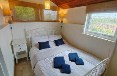 Unique coastal detached property - Foto 8