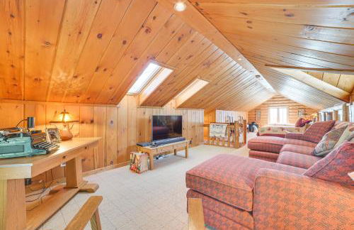 Steps to Lake Huron! Family Outdoorsy Getaway - Foto 21