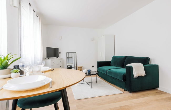 Comfortable Studio for 2 People - Puteaux - Foto 9